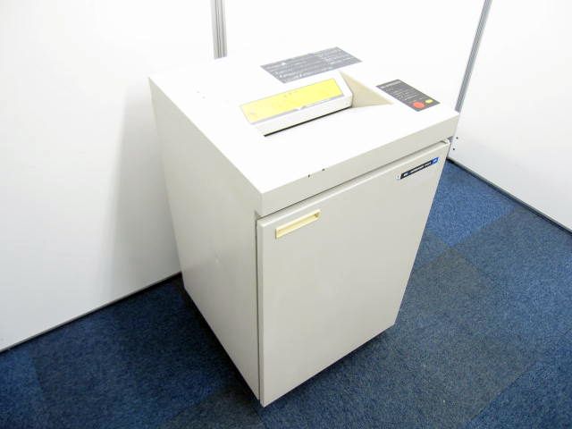 業務用シュレッダー　容量も多くオフィスに最適です
                        
                                    中古
            
