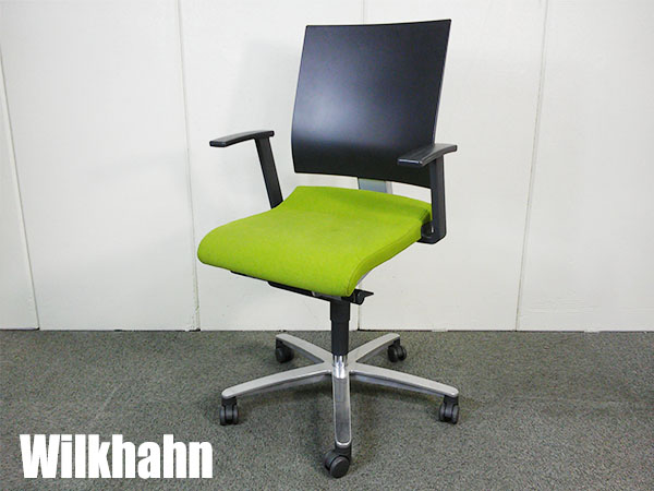 中古】ソリス Wilkhahn/ウィルクハーン 肘付ローバックチェア