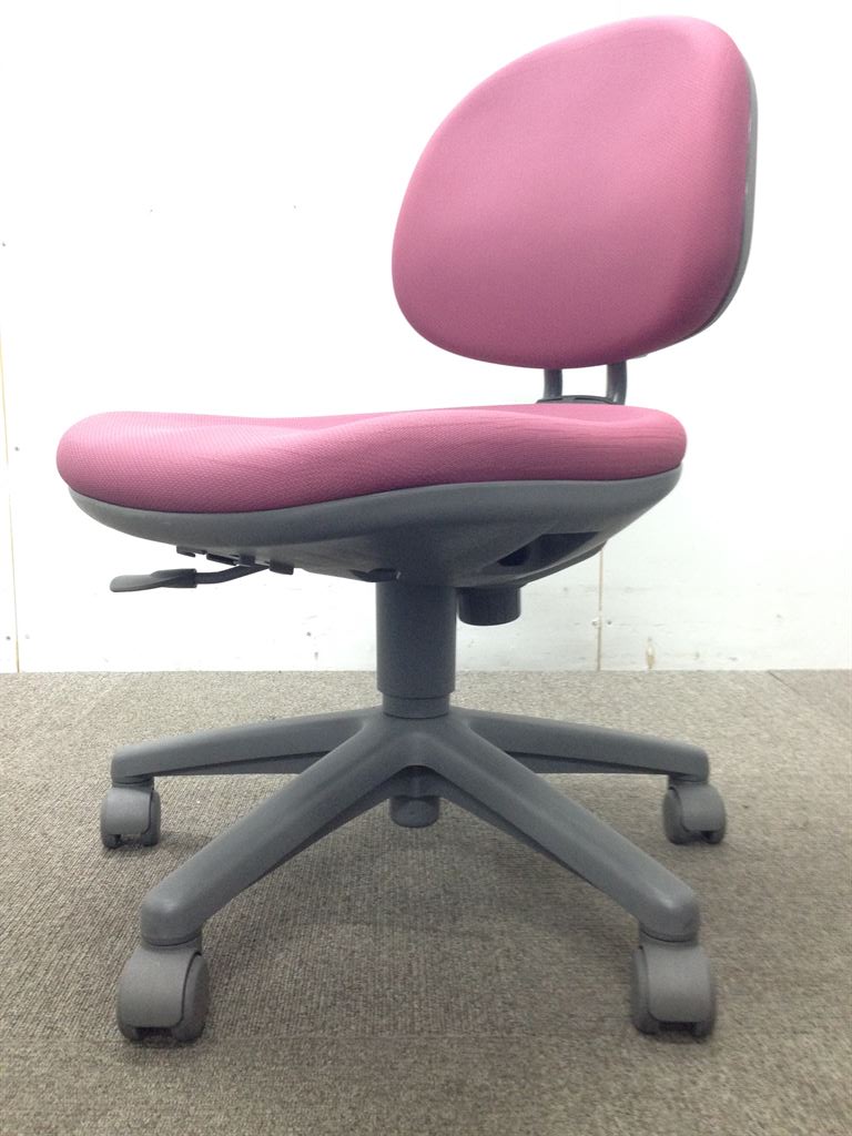 【ピンクの可愛い爽やかチェア】【内田洋行バリューチェア！】
                        バリュー
                                    中古
            