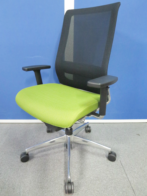 【腰部分への圧倒的なサポート力！】■コクヨ　エアフォートチェア【空気圧の流れで腰をサポート！】■オシャレなメッシュチェア！！
                        エアフォート
                                    中古
            