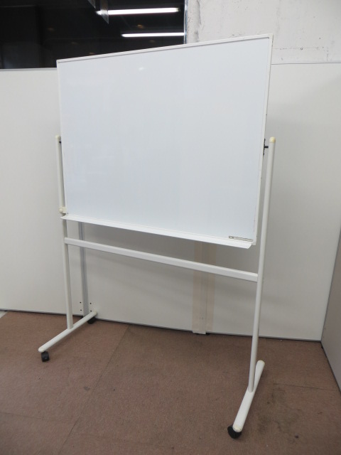 【オフィスの必需品】会議室などに！幅1200mmのコンパクトな片面ホワイトボード【中古オフィス家具】
                        LB
                                    中古
            