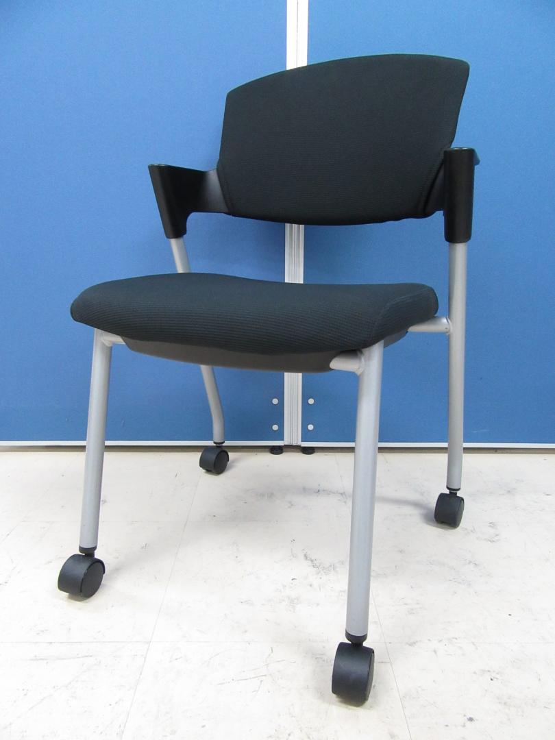 [状態良好品]プロッティチェア(Protty)■ふかふかの座面と肘掛けが人気です!!導入企業様多数の人気チェア!!
                        プロッティ
                                    中古
            