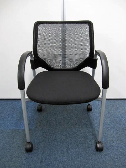 【訳あり品】メッシュミーティングチェアの代表格　エアリ　
                        エアリ
                                    中古
            
