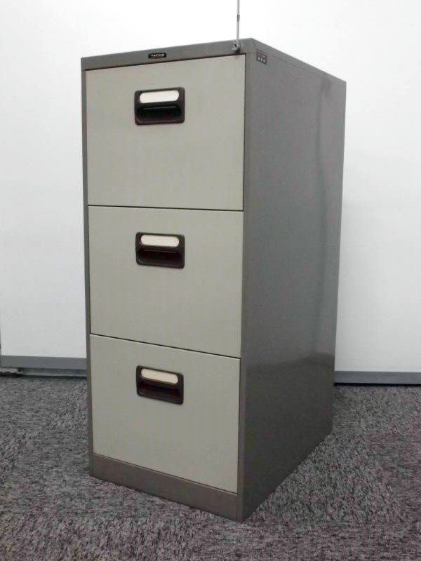ちょっとした書類整理に便利なファイルキャビネット入荷しました！
                        
                                    中古
            