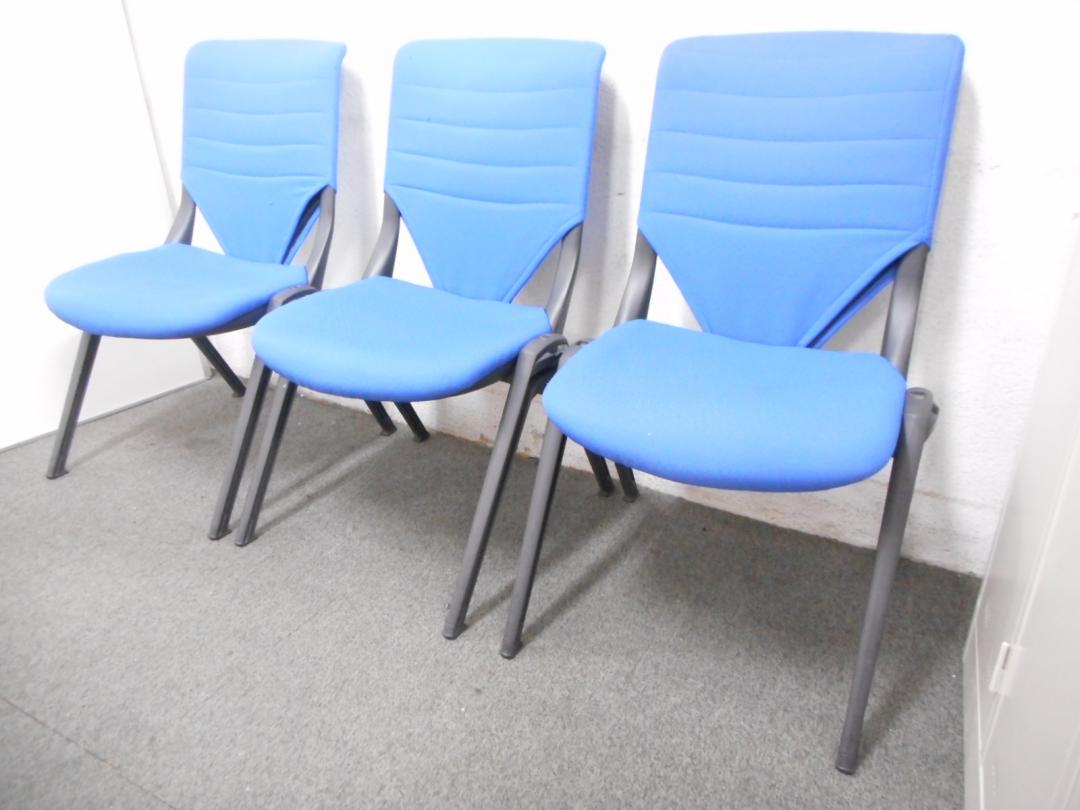 ★残り3脚なのでまとめてお買い得★【急な会議に！オフィス作りに！】プラス製のカイノスチェア【ハイバックの様な背面で背中をしっかりキャッチ！】
                        KAINOS
                                    中古
            