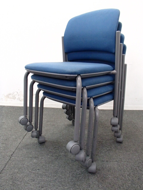【セット商品】【お買い得】内田洋行製｜スタッキングチェア4脚セット！
                        
                                    中古
            