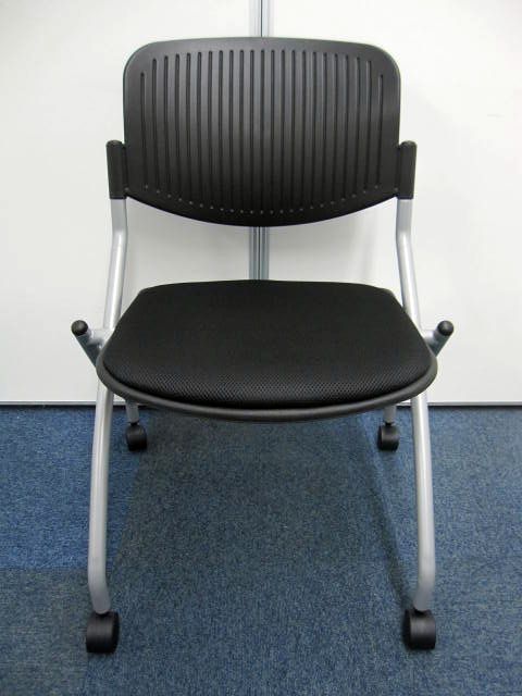 【展示品　三田店にて試座できます！】ネスティングチェア【新品商品のためご希望数揃います。】
                        
                                    新品
            