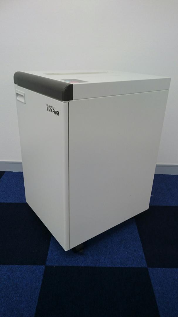 【KS】現行モデル！最大裁断枚数45枚｜スパイラルカット｜B3用紙対応｜状態良好です！
                        
                                    中古
            