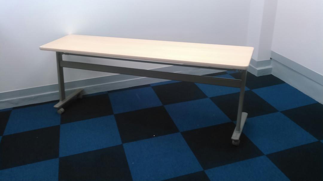 【KS】サイドスタックテーブル　オカムラ（OKAMURA） 8184NX
                        
                                    中古
            