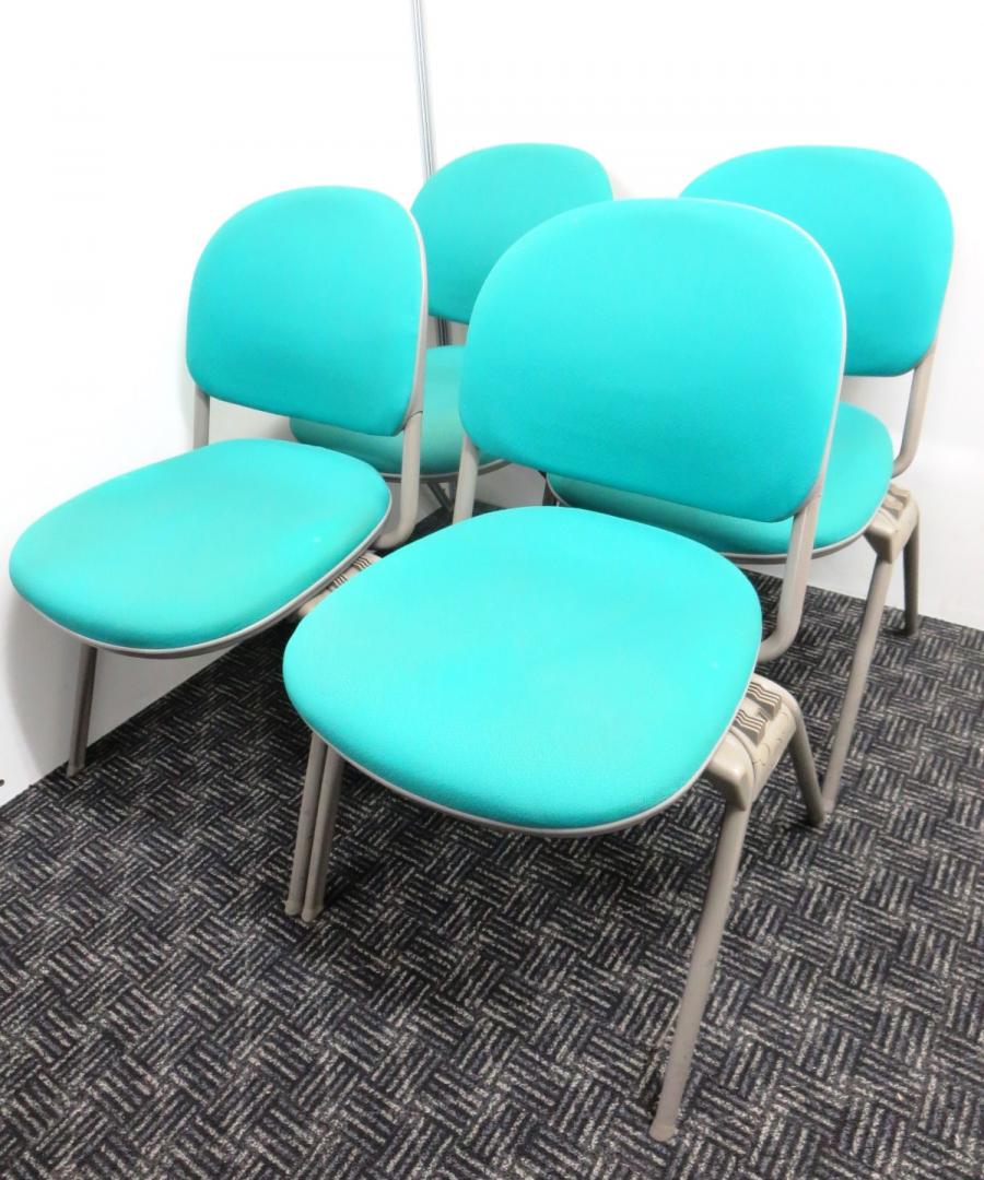 【１セット入荷】■国内メーカーオカムラ製スタッキングチェア■シンプルなのに座り心地抜群！■日頃のご愛顧に感謝し、良品を特価で！
                        TORSION
                                    中古
            