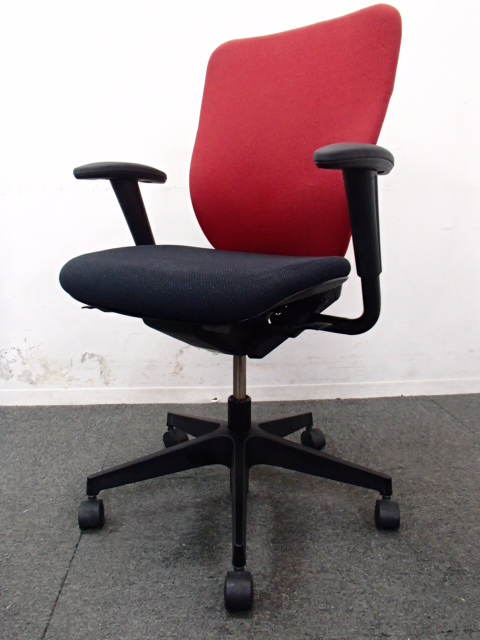 【6脚入荷】イトーキ製｜プラオチェア｜座り心地抜群の人気チェア！
                        プラオ
                                    中古
            