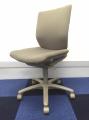 【KS】【50脚以上揃います！】座りやすい人間工学設計デザインのオフィスチェア　事務用椅子！コストパフォーマンスで選ぶならコレ！岡村製作所が送るお勧めの逸品！アドフィットチェア！