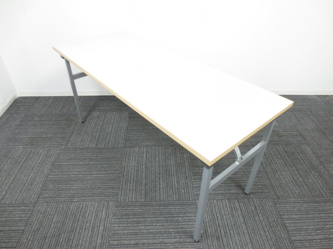 【お買い得2台セット商品】【希少でお買い得な折りたたみテーブル】新品　内田洋行製　ナチュラル天板　KH-1560RM　W1500　D600　売れ筋商品ですお早めに！！ 【オフィス家具】


                        KH-1560RM
                                    新品
            