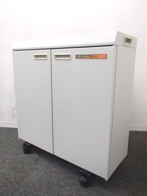 【1台入荷】｜業務用シュレッダー｜V231S|スリムサイズでデスクサイドにもピッタリ！
                        
                                    中古
            