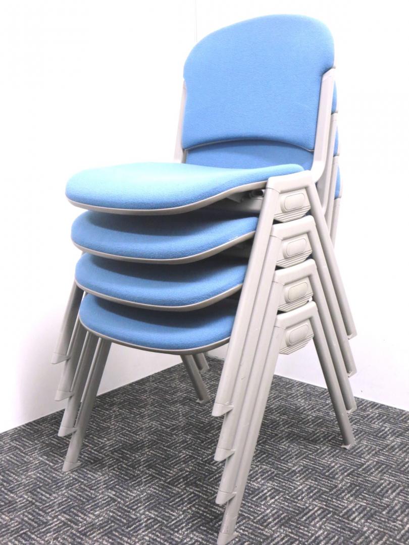 【１セット入荷】ウチダ製ミーティングチェア■重ねて収納出来るので省スペース！■シンプルイズベストな方に！■日頃のご愛顧に感謝し、良品を特価で！
                        MX-20シリーズ
                                    中古
            