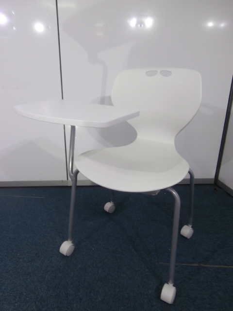 【１台限定！ＦＵＲＵＹＡＳＨＩおすすめ商品！テーブル付！！】
                        
                                    中古
            