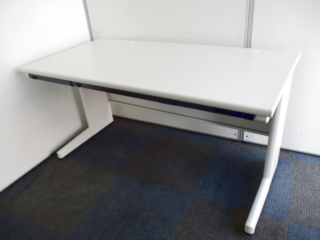 中古】CZデスク CZN-147HA-W9W9 イトーキ/ITOKI 平机 176068 - 中古