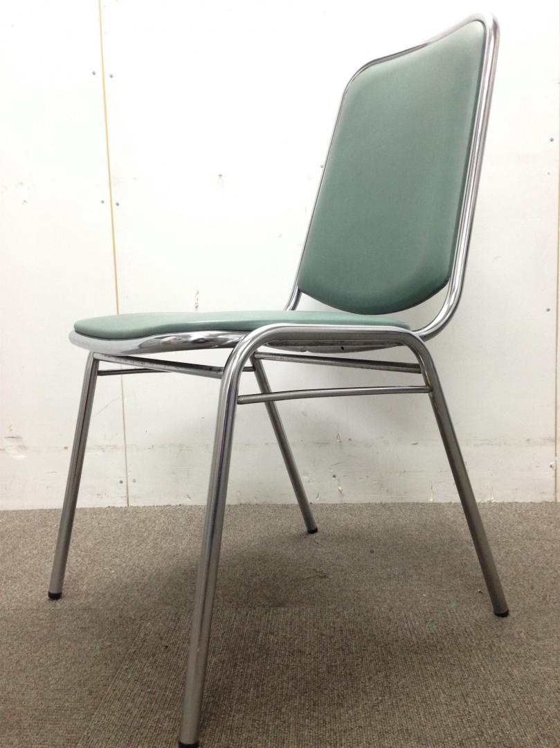 【コクヨ製スタッキングチェア】【1脚販売・ロット商品】
                        
                                    中古
            