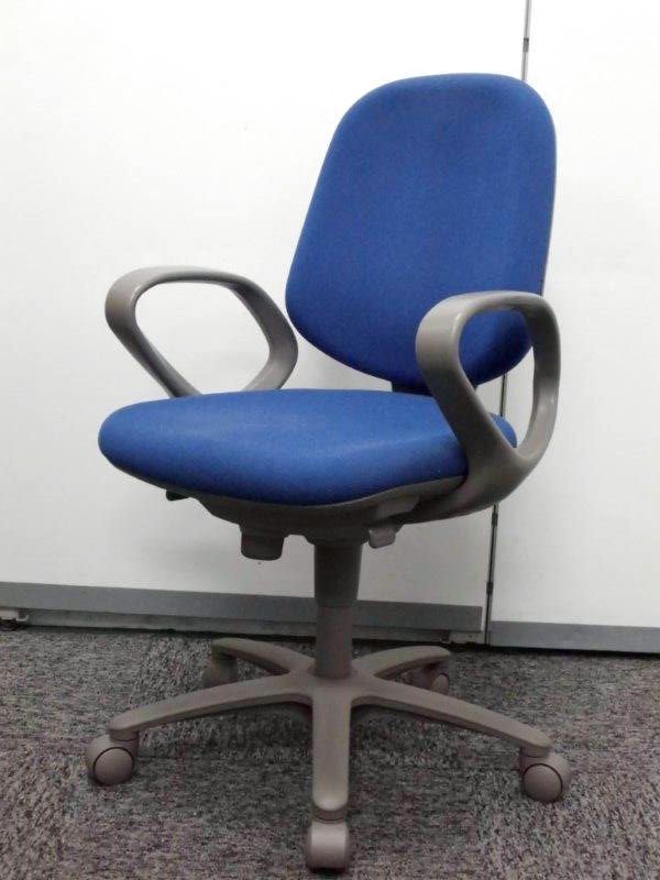 【状態良好！】オカムラ製SXチェア　OAチェアの名作　肘付ハイバック
                        SX
                                    中古
            