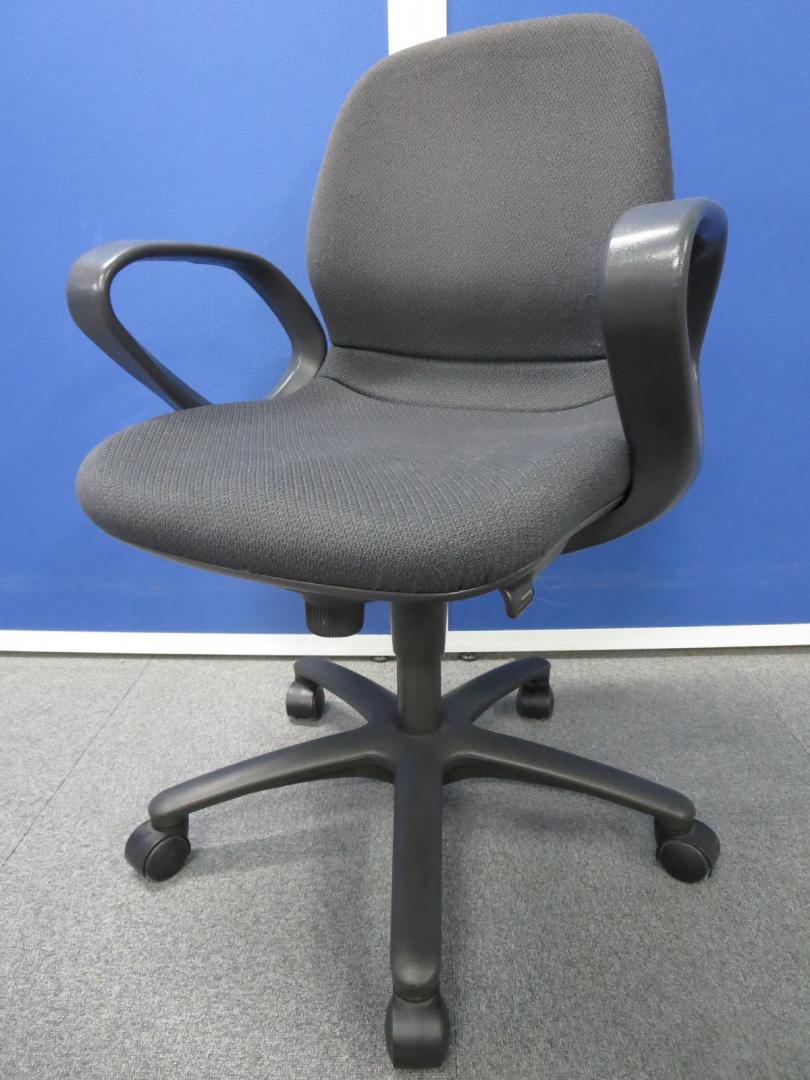 【体にやさしくフィット！】■オカムラ　CXチェア　肘付　ブラック　※リクライニング固定機能使用不可■エルゴノミクスチェアCX【okamura】■【おつとめ特価品】
                        CX
                                    中古
            