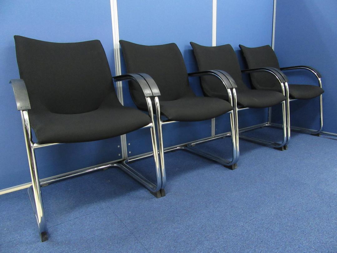 [4脚セット]岡村製作所(okamura)ミーティングチェア ブラック色■お洒落なデザインでシーンを選ばず設置!!4脚セットでお買いです!![足立区][北千住]
                        
                                    中古
            