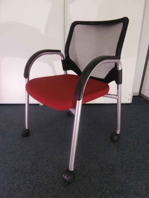 【おつとめ品】【残り1脚の為！！人気のミーティングチェア！！】
                        
                                    中古
            