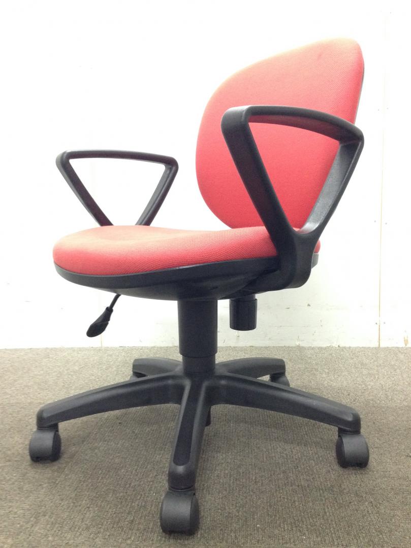 【ナイキ製肘付きチェア】【ローバックチェア・事務椅子】
                        
                                    中古
            