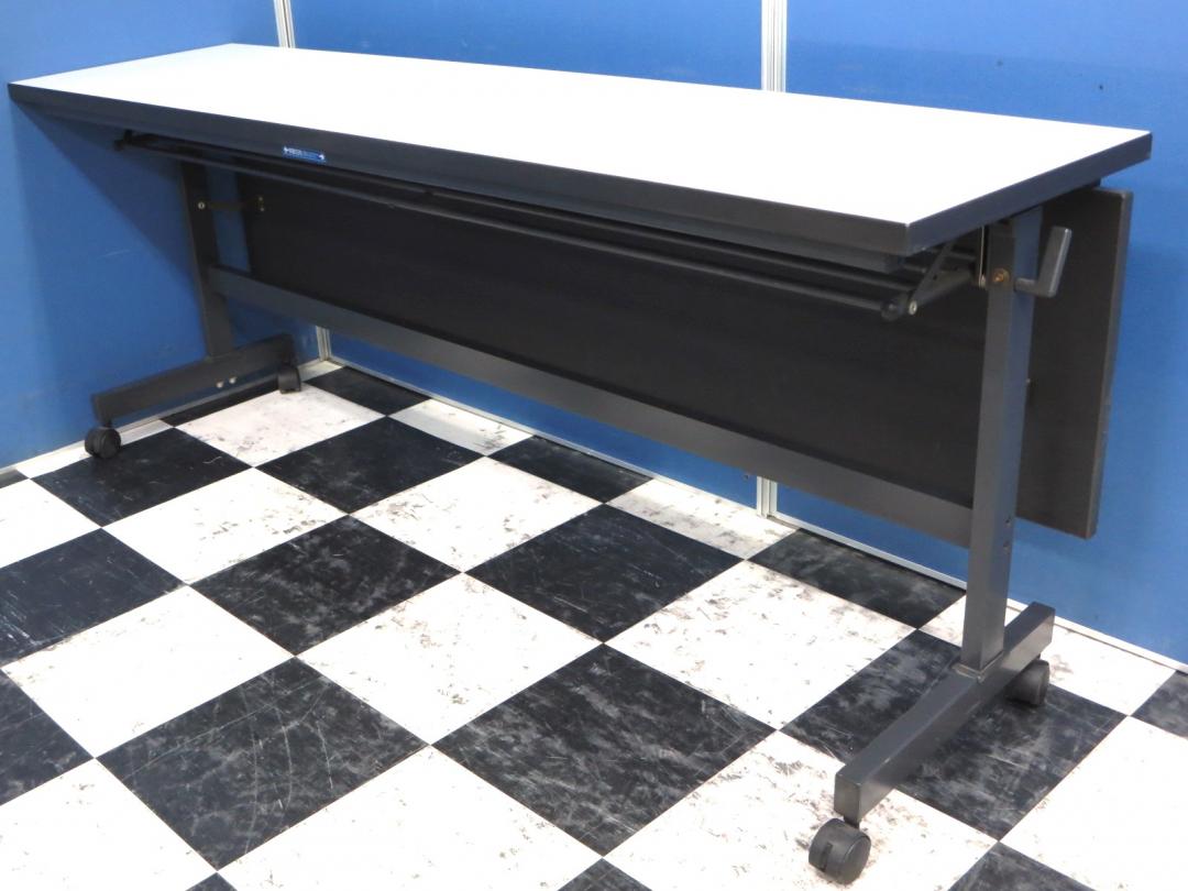 【３台限定！】収納に便利な折畳式会議テーブル■頑丈！状態良好！！■キャスター付きで移動も楽々！
                        KT-60シリーズ
                                    中古
            