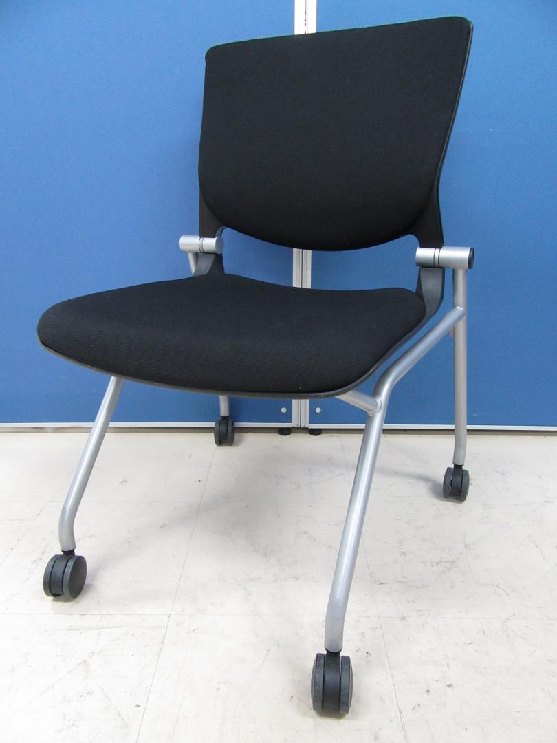 [1番人気のブラック]岡村製作所製 グラータチェア(Grata) 背パッド付き■デザイン/座り心地が良く大変人気です!!
                        グラータ
                                    中古
            