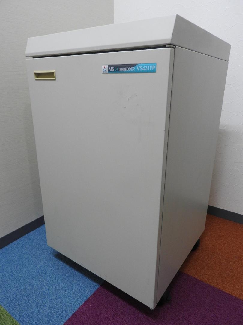 同時裁断で16枚！通常オフィスにあれば重宝します【大型業務用シュレッダー】【RP】
                        
                                    中古
            