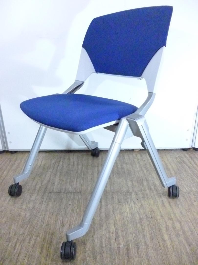 【 定番タイプ】鮮やかなブルーのミーティングチェア入荷致しました！
                        
                                    中古
            
