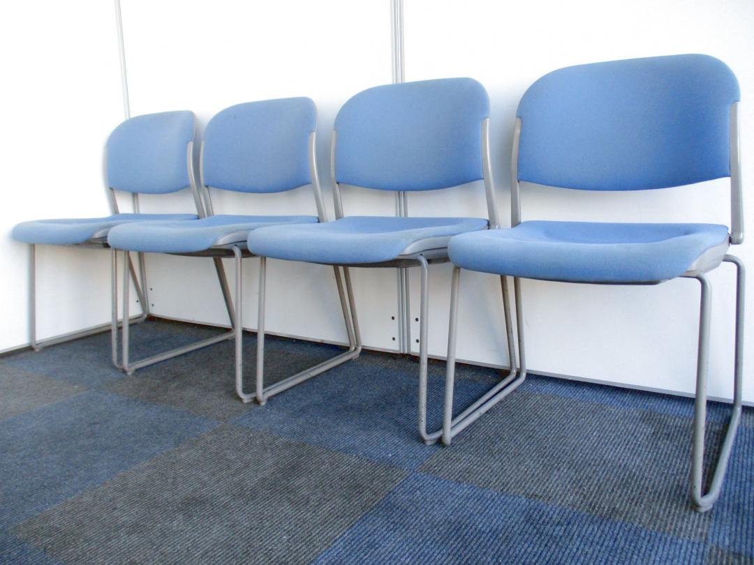 【ミーティングチェア4脚セットです！】名前が可愛いピレッティコレクション【セットで更にお安く！】
                        Piretti
                                    中古
            