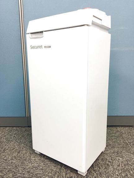 【1台入荷！】【石澤製作所製　高機能シュレッダー】
                        
                                    中古
            