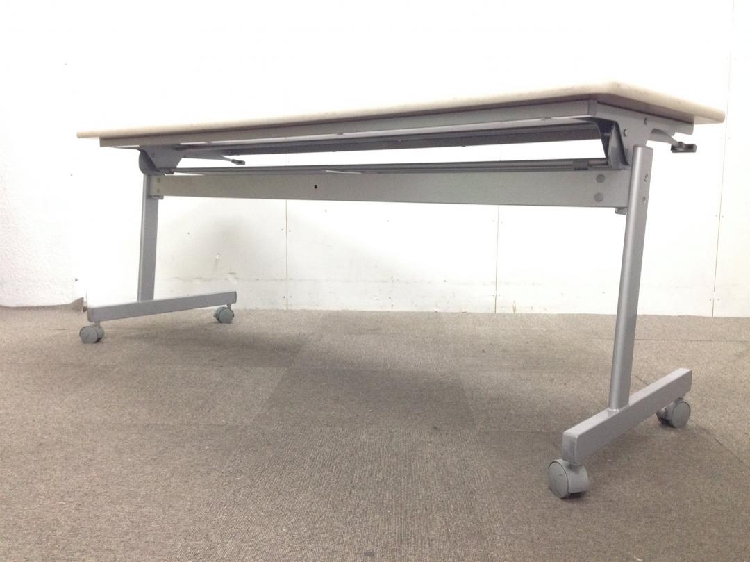 【年末売り出しセール】【サイドスタックテーブル大量入荷】【会議や研修におすすめ】
                        その他シリーズ
                                    中古
            