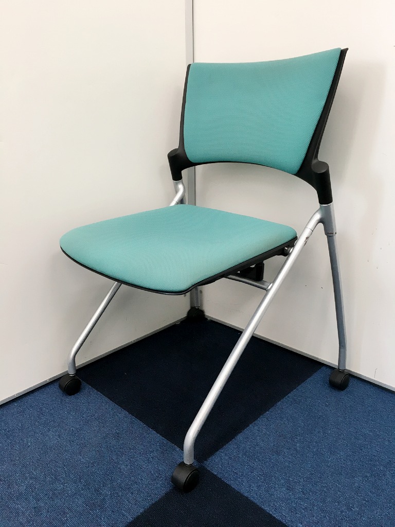 【会議室やリラクゼーションルームでの使用をおすすめ致します】■イトーキ製　■マノス　■エメラルドグリーン色　■キャスター付き
                        マノス
                                    中古
            