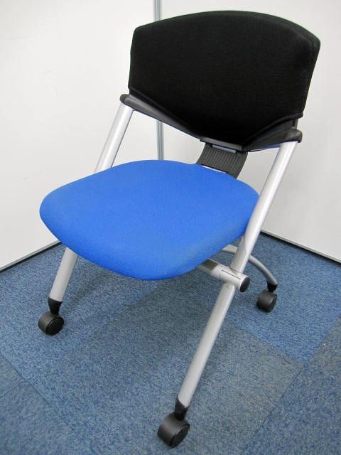 【グッドデザイン賞受賞】コルサチェアー　総張りタイプ肘無し カラー：ピーコックブルー【10脚入荷】
                        コルサ
                                    中古
            