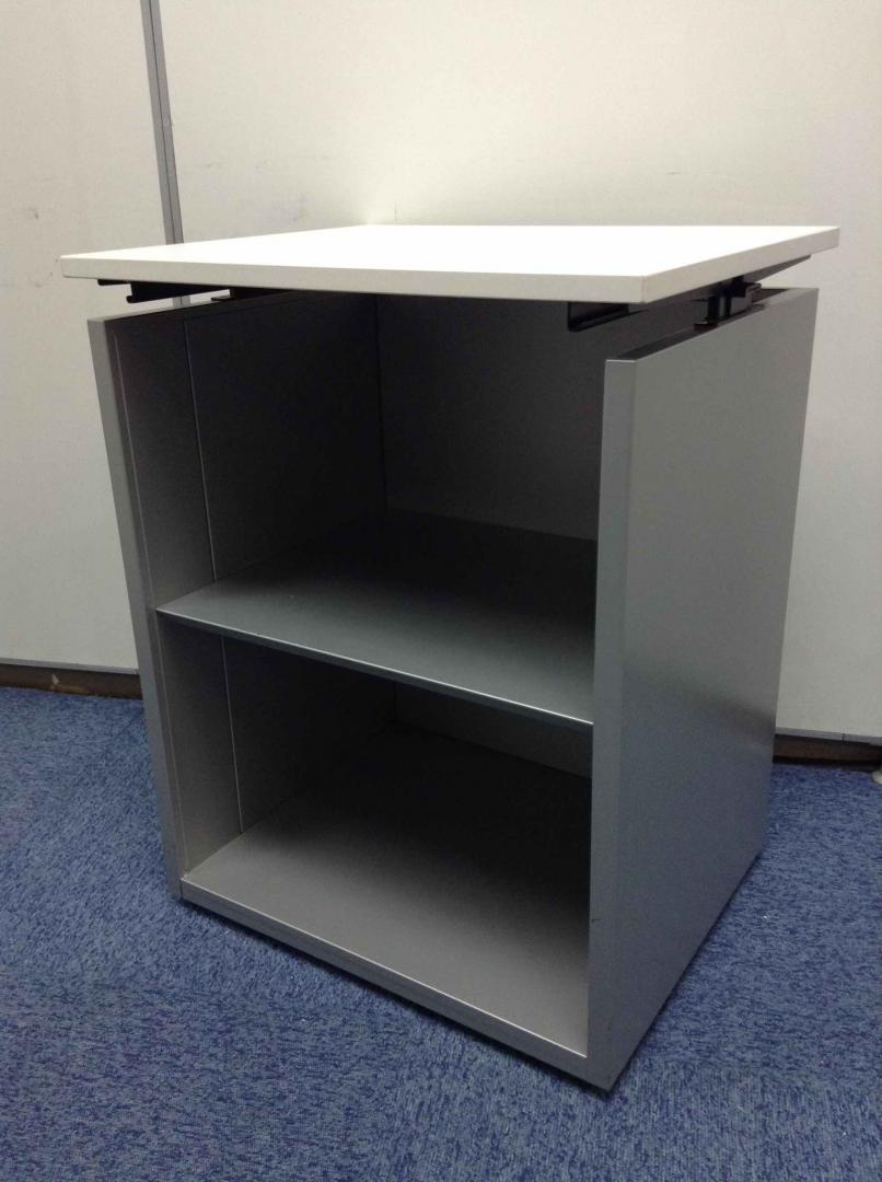 【天板高さ調整可能】サイドワゴンとしてどうぞ！キャスター付で使勝手よし！
                        
                                    中古
            