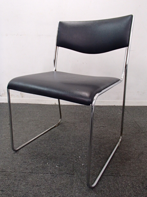 【4脚入荷】人気のブラック色｜ビニールの素材でお手入れが楽です！
                        
                                    中古
            