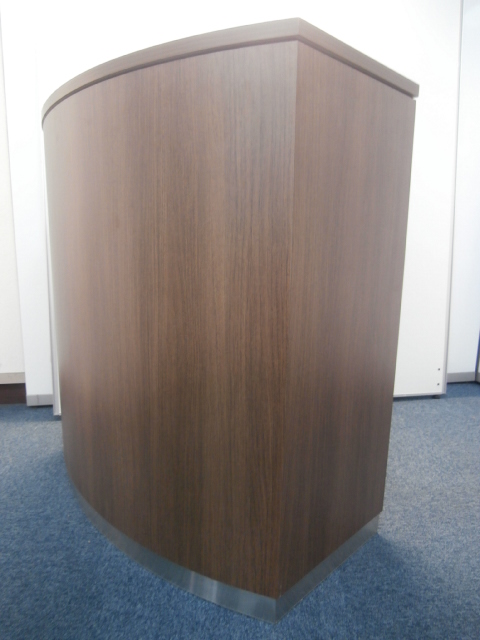 【１台限定入荷！！ダークウッド木目調のハイカウンター！！】
                        アルツァータカウンター
                                    中古
            