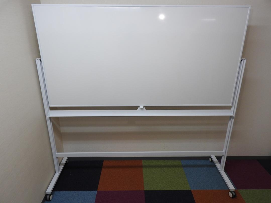 【お安くご提案】【移動時にキャスターのキシミ音がします】脚付き片面ホワイトボード！使い勝手抜群！オフィスの必須アイテムです！【RP】
                        
                                    中古
            