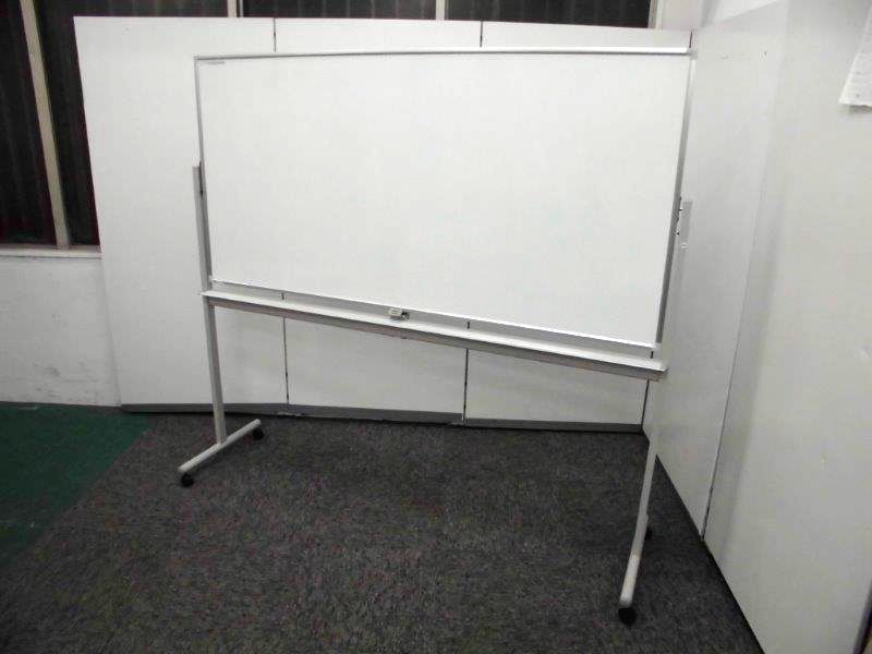 【ホワイトボード入荷！】Ｗ1800Ｈ1750サイズで広々使えます！！
                        
                                    中古
            