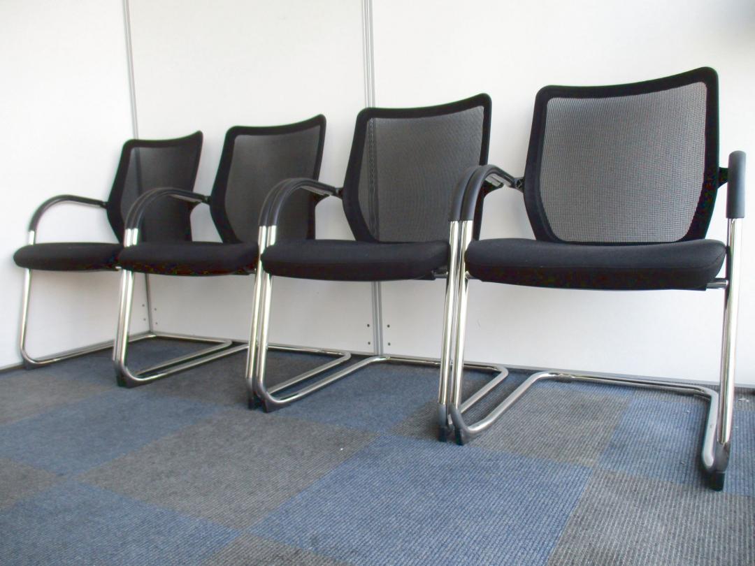 【お得な4脚セットです！】高級チェア『バロン』のような後姿【ミーティング用に最適！】
                        サリエル
                                    中古
            