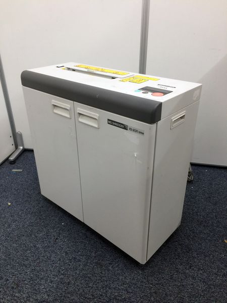 【限定１台入荷】コンパクトタイプのシュレッダー　ＩＤ-231ＳＲＭ
                        
                                    中古
            