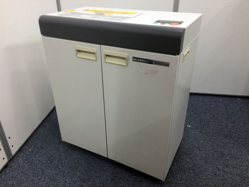 限定１台！！メディアも裁断可能なシュレッダー　ID-331SRM
                        
                                    中古
            