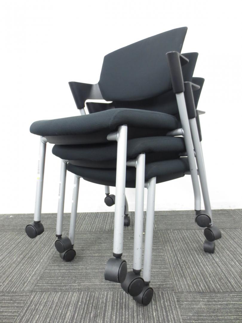 【3脚セット商品】[状態良好品]プロッティチェア(Protty)■ふかふかの座面と肘掛けが人気です!!導入企業様多数の人気チェア!!おすすめ商品入荷【専門業者によりクリーニング済み】

                        プロッティ
                                    中古
            