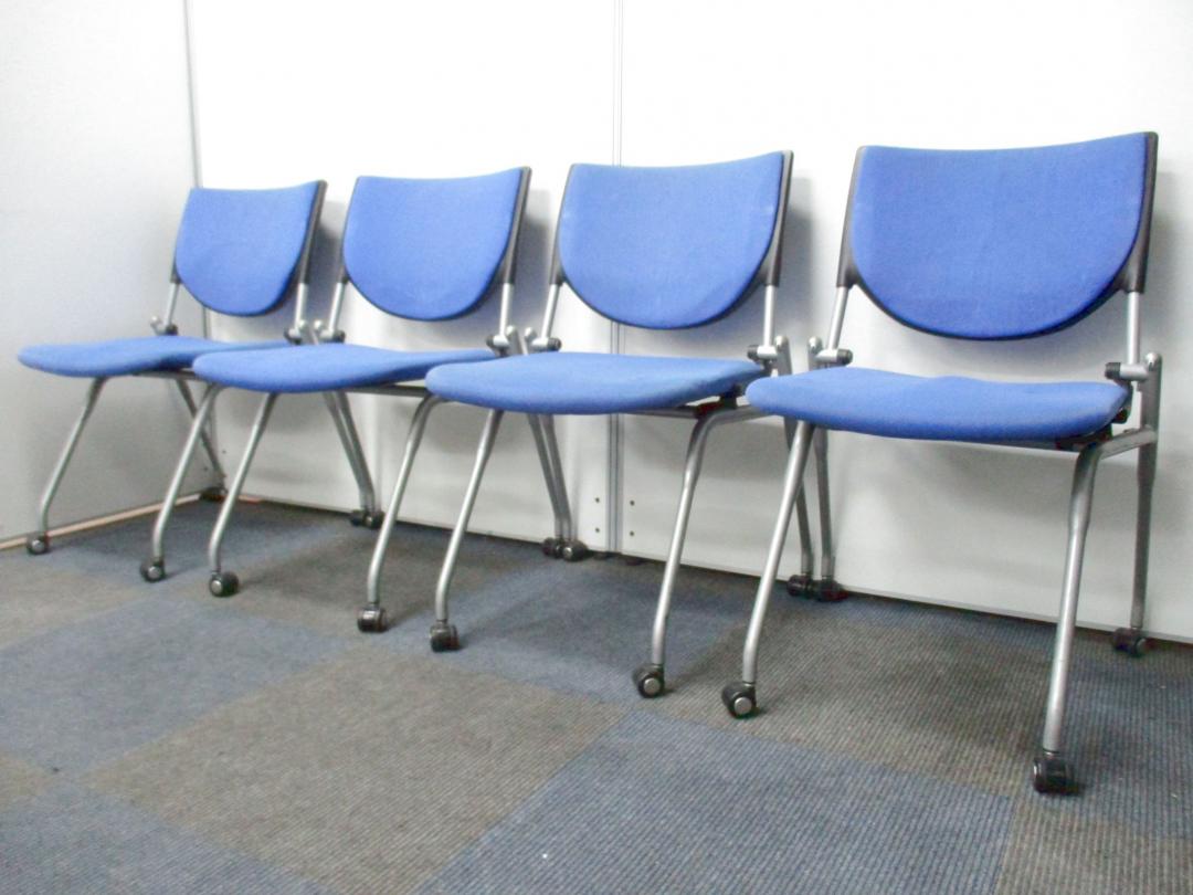 【特別価格のセット商品！】平行に収納可能なミーティングチェア【４脚１セット！】
                        プロスタック
                                    中古
            