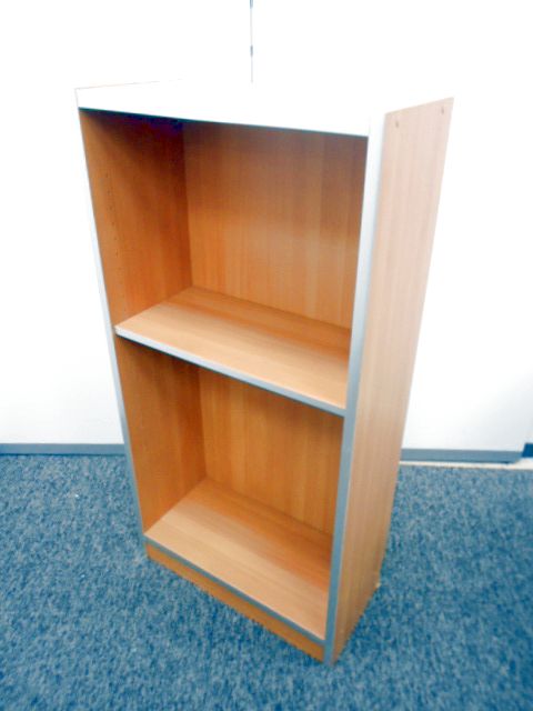 【1台入荷】自宅用としても使いやすい木製収納棚　ちょっとした物入れにオススメ
                        
                                    中古
            