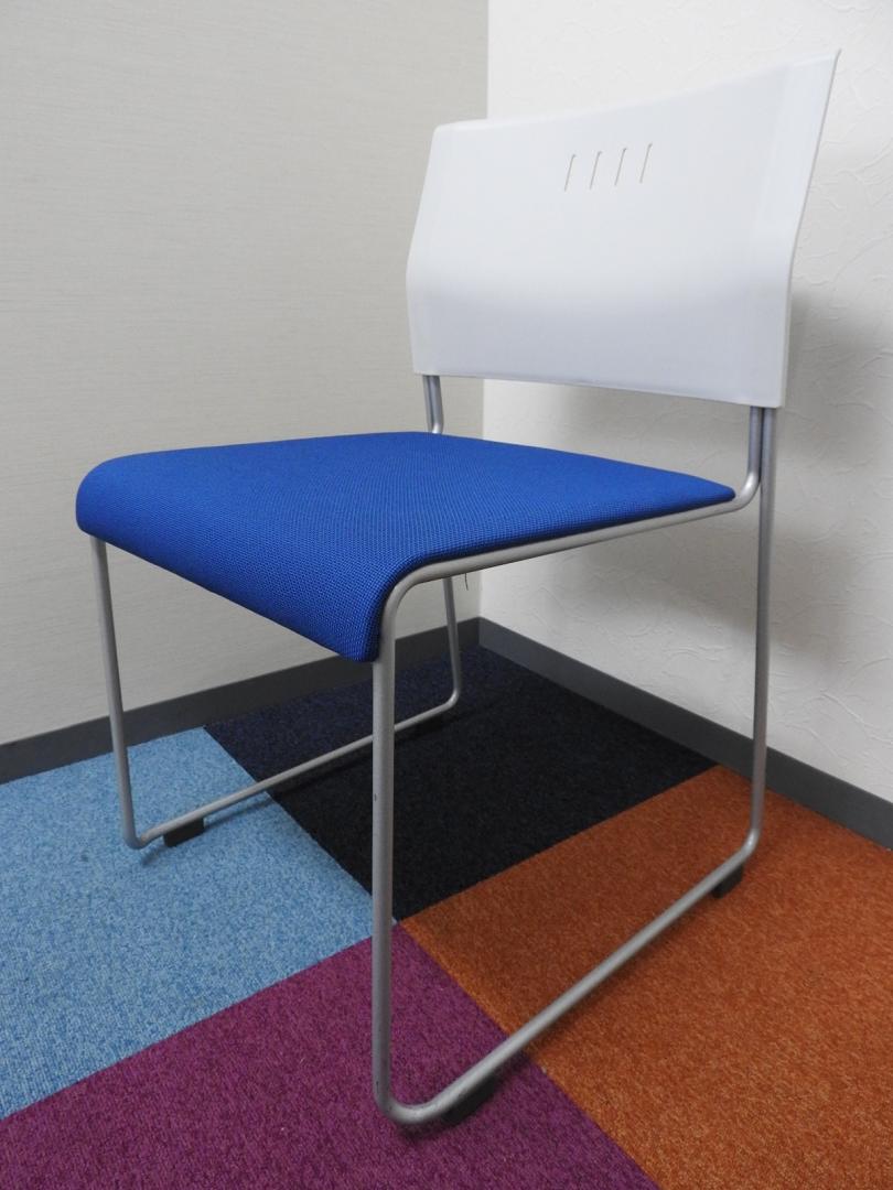 低価格の定番スタッキングチェア！軽くて持ち運びもラクラク！【RP】
                        
                                    中古
            