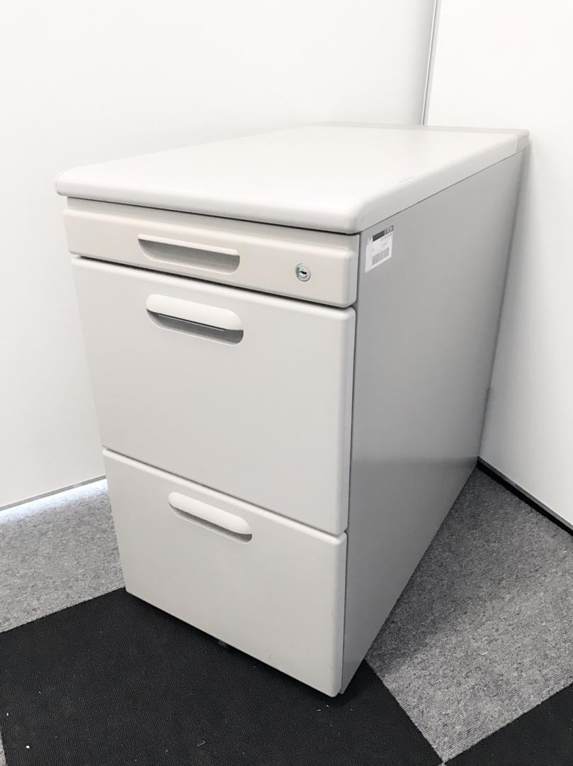 【大特価＆業務効率アップ】机のスペースと収納を追加で増やせます！【買い替え不要でサイズアップ】
                        CRY
                                    中古
            