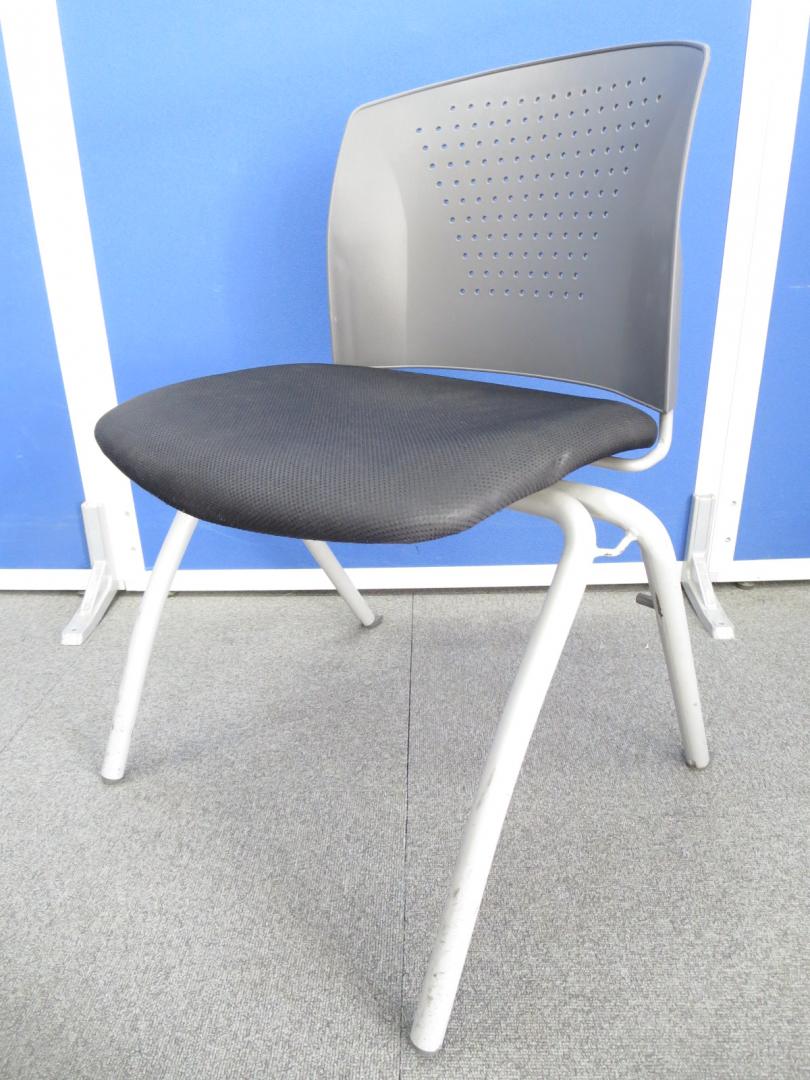 ■スタッキングチェア　ブラック　■グレーシェル　■アイコ製（aico）ミーティングチェア
                        MC-300
                                    中古
            